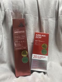 VT リードルショット300 & アゼライン酸20 美容液セットのサムネイル