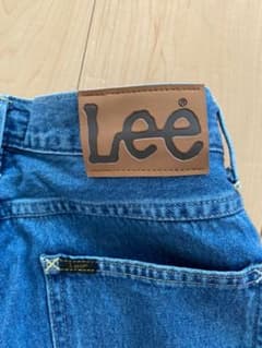 Leeのデニムのサムネイル