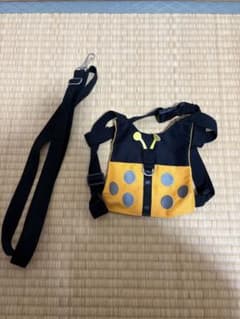子供用ハーネス てんとう虫 迷子防止 2回使用 美品のサムネイル