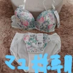 マユ様専用 Wing 花柄 ブラジャーショーツセット D75のサムネイル
