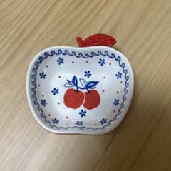 リンゴ型 陶器皿のサムネイル