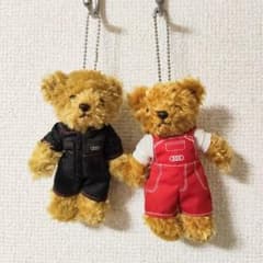 Audi アウディ マイスターベア 2体セット（黒つなぎ・赤オーバーオール）のサムネイル