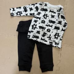 パジャマ　90 男の子　女の子　グレー　黒　くま　犬のサムネイル