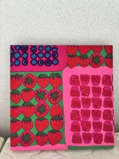 【ハンドメイド】マリメッコ　ファブリックパネルのサムネイル