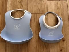 BabyBjörn ライトブルー お食事エプロン 2点セットのサムネイル