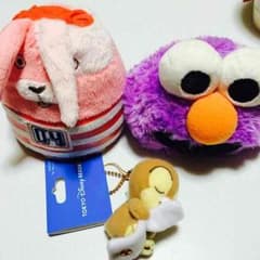 【新品】スマホ置き、キーホルダー セット【美品】のサムネイル