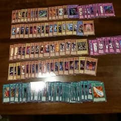 ☆遊戯王のカード☆  150枚ほど。のサムネイル