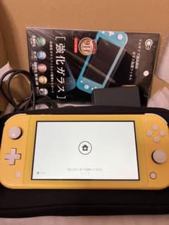 NINTENDO SWITCH LITE イエ…のサムネイル