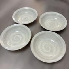 渦巻き模様 陶器 皿 4枚セット - メルカリ