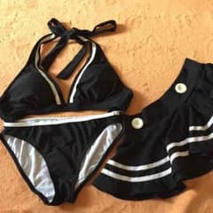 水着3点セットのサムネイル