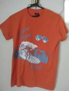 Nike オレンジ Tシャツ Sサイズのサムネイル