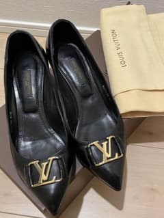 LOUIS VUITTON パンプスのサムネイル