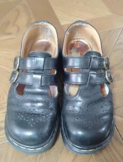 【5月17日まで】Dr. Martens メリージェーン イングランド製のサムネイル