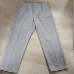 【ひぃ様専用】GU テーパードパンツ　3XL 大きいサイズのサムネイル