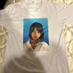 ぷりてにゃんtシャツ　Mサイズ　希少のサムネイル