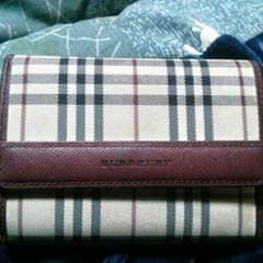 Burberry バーバリー折財布のサムネイル