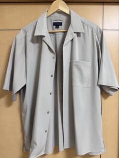 CONFIRM メンズ 半袖シャツ グレー Mサイズのサムネイル