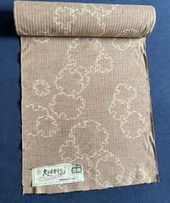 【新品未使用】久留米かすり野村織物反物　花雪輪文様　小豆色 新品未使用】久留米かすり野村織物反物 花雪輪文様 小豆色