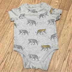 ☆ddm58様 専用☆ 美品 GAPベビー ロンパース(3-6m)のサムネイル