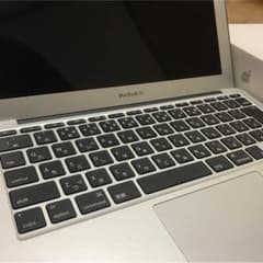 MacBook Air １１インチのサムネイル