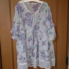 透けるタイプのチュニックのサムネイル