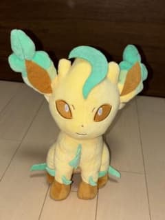 ポケモン リーフィア ぬいぐるみ　20センチ大のサムネイル