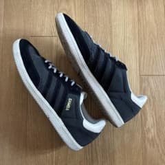 adidas SAMBAのサムネイル