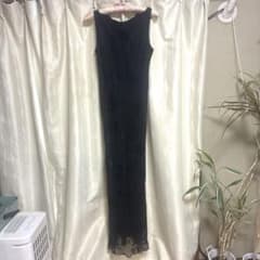 ブラック 花柄 ロングドレス ノースリーブのサムネイル