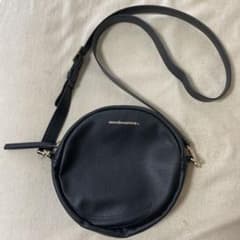 mercibeaucoup、ポシェットのサムネイル