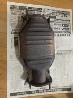 ローレル　C35 純正触媒のサムネイル
