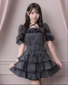 pium デニム ティアードフリルミニワンピースのサムネイル