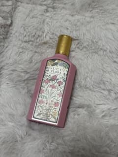 GUCCI FLORA GORGEOUS GARDENIA 오드팔팜