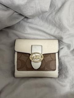COACH 二つ折り財布 シグネチャー ホースアンドキャリッジのサムネイル