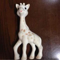 きりんのソフィーのサムネイル