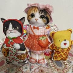 u*9様 コヤンイサムチョン♡子猫ちゃんトートバッグ♡ジョーズ君ポーチ付き ム*ま様 コヤンイサムチョン ジョーズ猫ちゃん・ジョーズ君ポーチ