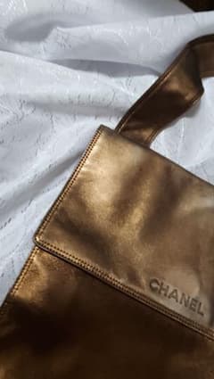 CHANEL斜め掛けバッグのサムネイル