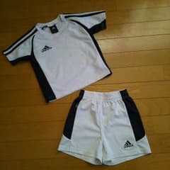 adidas 男の子 100㎝のサムネイル