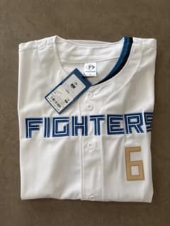 新品】北海道日本ハムファイターズ ユニフォーム CASTRO 6 - メルカリ