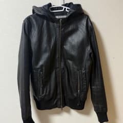 フード付き黒レザージャケットのサムネイル
