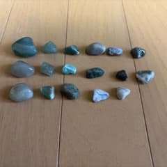 緑系 天然石風 磨き石 まとめ売り セットのサムネイル