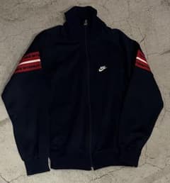 NIKE INTERNATIONAL トラックジャケット ネイビー　サイズL