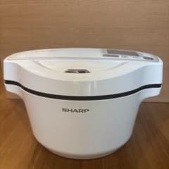 ヒ*ん様 SHARP 電気圧力鍋 KN-HW16F-W 1.6L、本2冊セット - メルカリ