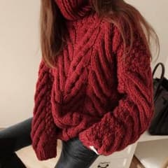 ケーブル編み タートルニットのサムネイル