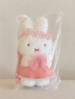 最安値】MIIA POPUP名古屋限定 miffy チャームミーア ミッフィー