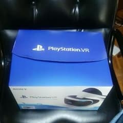 送料込　PS VR 国内　カメラ同梱版　保証印あり。のサムネイル