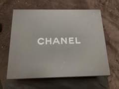 chanel 箱のサムネイル