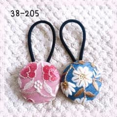 38-205くるみボタンヘアゴム 38mm2個セット インド刺繍リボン 花柄