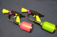 スプラトゥーン2 水鉄砲 スプラマニューバー2丁セットのサムネイル