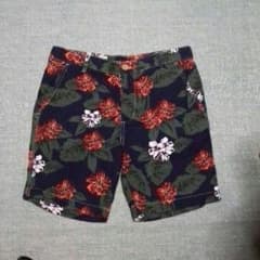 メンズ花柄ショートパンツのサムネイル
