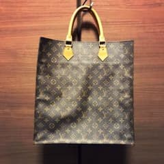 LOUIS VUITTON ルイヴィトン トートバッグ モノグラムのサムネイル